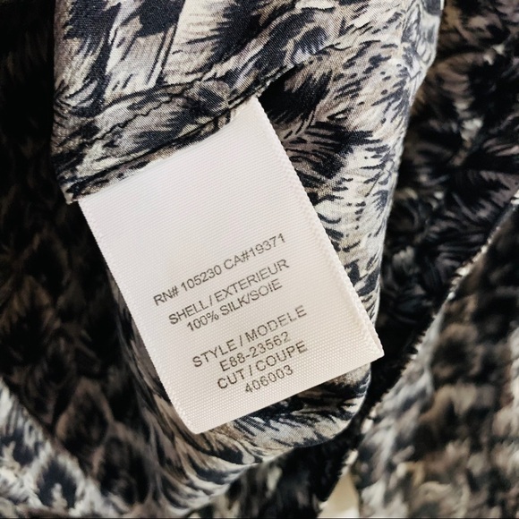 Joie Robin Print Silk Blouse in Caviar Size M - Picture 8 of 9